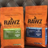 生食同等フードRAWZ販売開始です。（犬が本来求めている栄養）